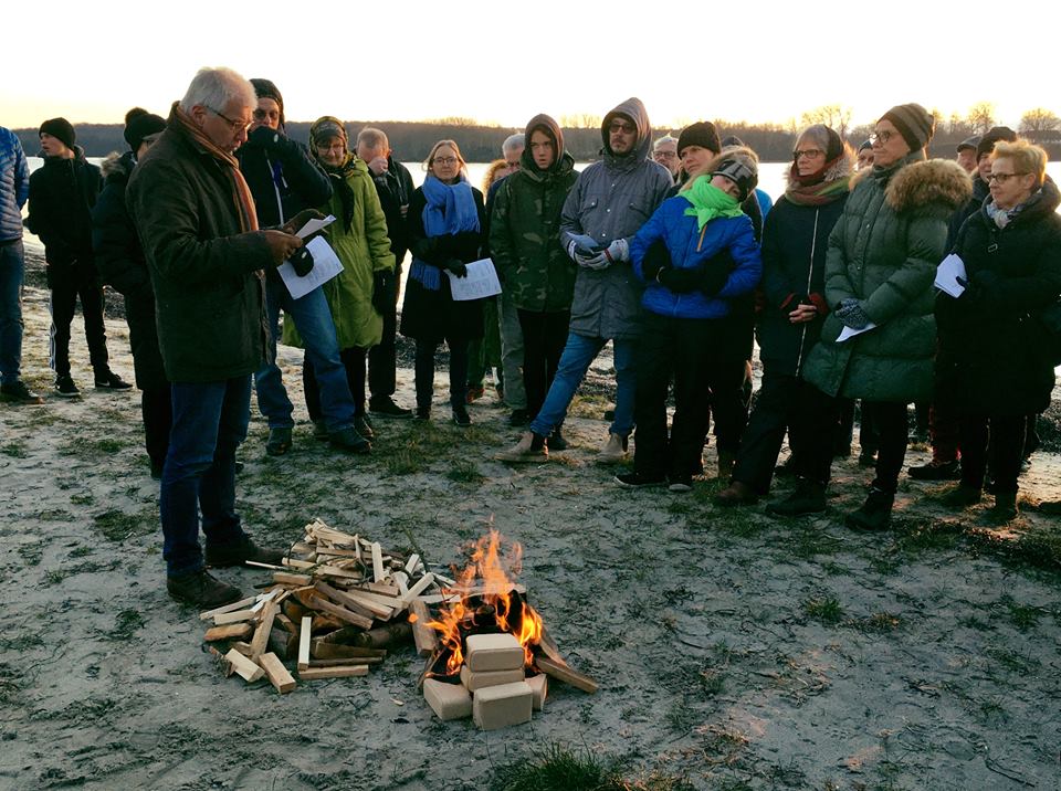 Kyndelmissebål med FNs Verdensmål om livet på land